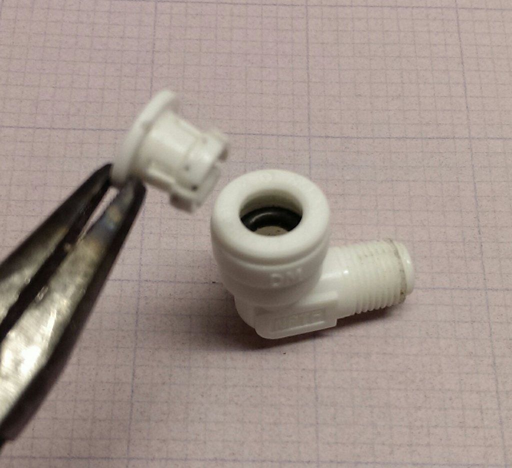 How To Plastic Tubing to Brass Connection R/C Warship Combat